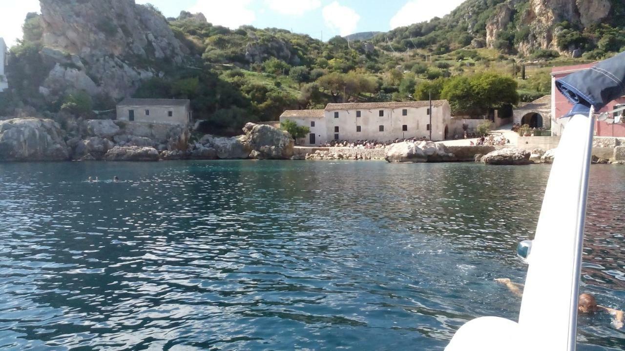 Cielo D' Alcamo Apartment Bagian luar foto